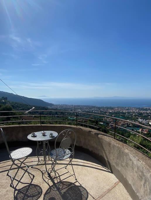 Collywood Villa ปิอาโนดิซอร์เรนโต ภายนอก รูปภาพ